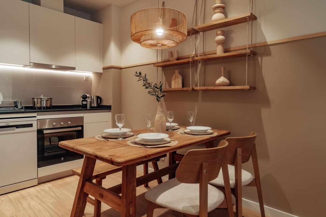 Casa Carlit - 1 Bedroom Near Plaza Tetuan Apartment